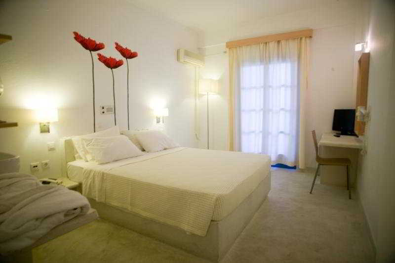 Hotel 28 Kamári Eksteriør bilde
